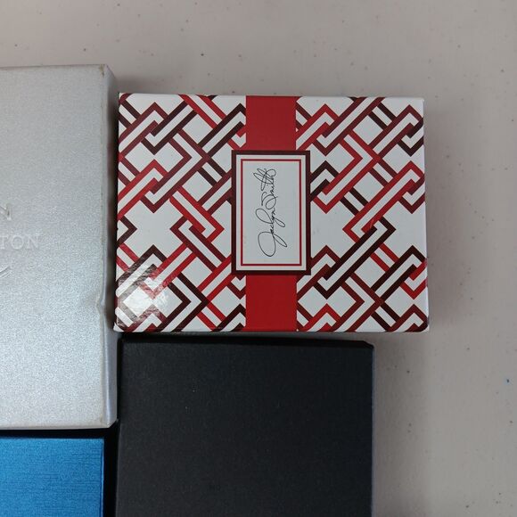 NEW IN BOX 10 Piece Jewelry and Accessory Lot - Picture 14 of 16